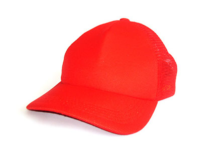 Gorra acolchada con malla